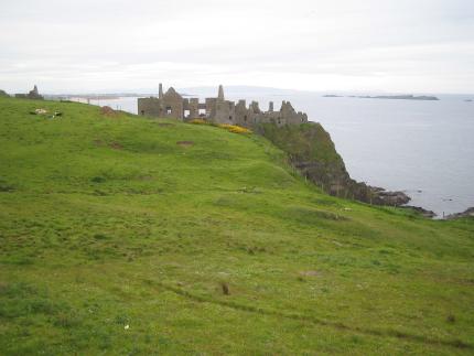 Blick aufs Dunluce Castle